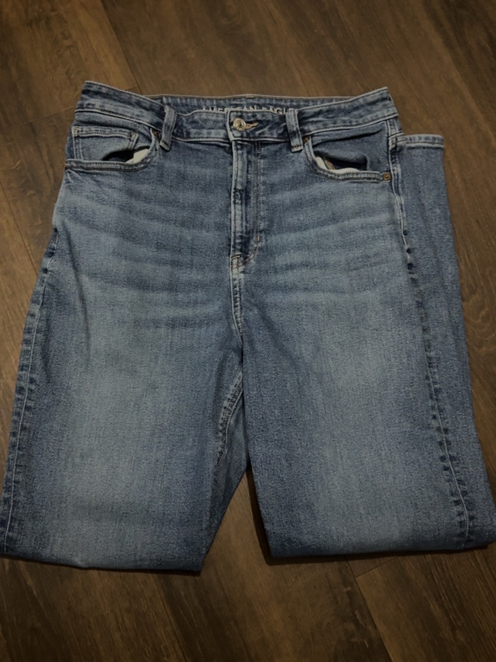 American Eagle Mom Jeans